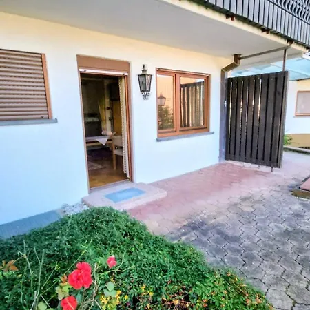 Mit Vorgarten アパート Loffenau